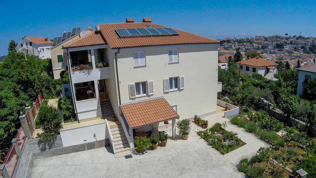 Apartmani Dorita Mali Lošinj Exterior foto